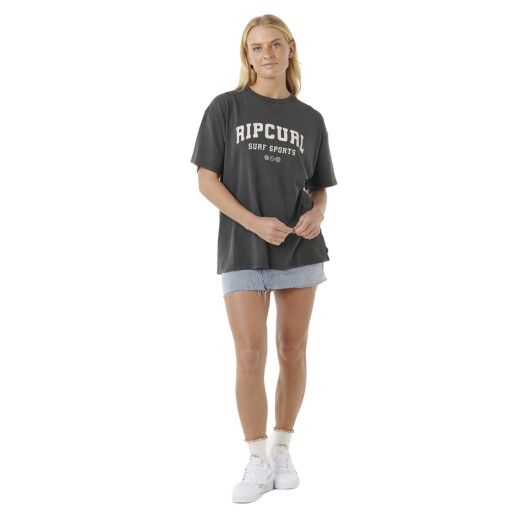 Remera Rip Curl Varsity Sports Heritage Tee - Negro Remera Rip Curl Varsity Sports Heritage Tee - Negro