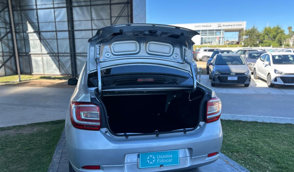 RENAULT LOGAN LIFE MT 1.0 2021 RENAULT LOGAN LIFE MT 1.0 2021