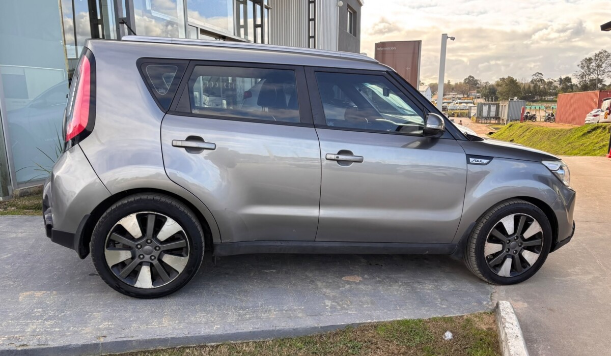 Kia Soul 1.6. AT EX - 2015 Kia Soul 1.6. AT EX - 2015