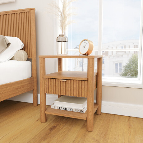 MESA DE LUZ O NOCHE 1 CAJÓN EN MADERA MACIZA MESA DE LUZ O NOCHE 1 CAJÓN EN MADERA MACIZA