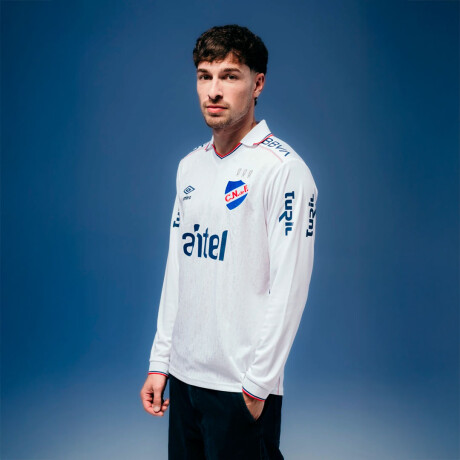 Camiseta de Hombre Umbro Nacional Home Manga Larga Blanco
