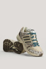 ADISTAR CONTROL 5 SHOES W Multicolor
