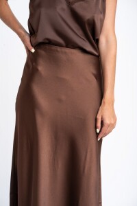 Falda Midi Satinada Chocolate