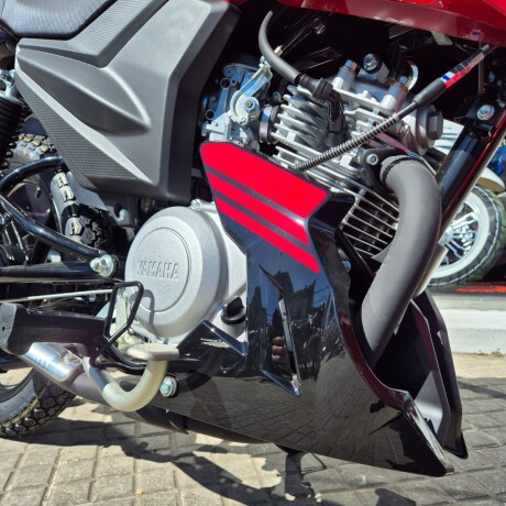 Yamaha YBRZ 125 Rojo
