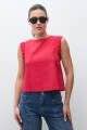 Blusa con sisa drapeada rojo