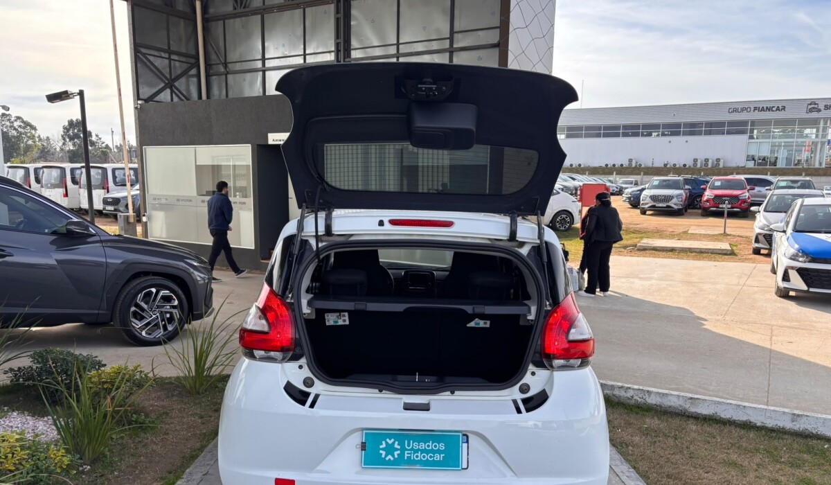Fiat Mobi Easy On - 2020 Fiat Mobi Easy On - 2020