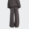 Pantalón New Balance Reimagined Fleece Gris