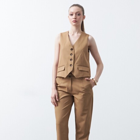 CHALECO EVERLY Camel