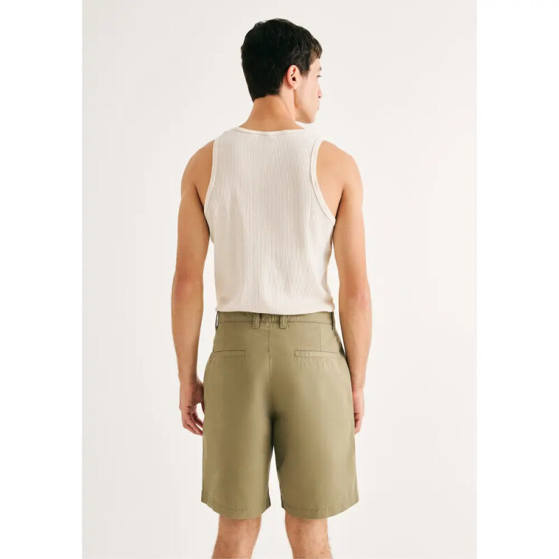 BERMUDA MASC OLIVA MEDIO