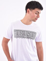 REMERA SENSE SLIM ESTAMPADO 4