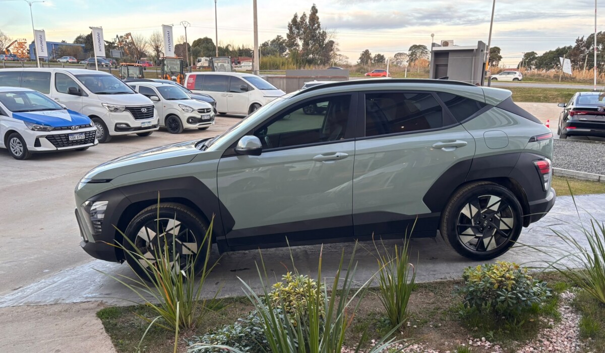 Hyundai Kona Limited HEV - 2024 Hyundai Kona Limited HEV - 2024