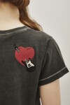 Remera Heartbreaker Gris Oscuro