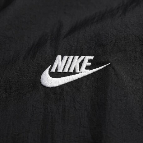 Campera Nike Windrunner Black