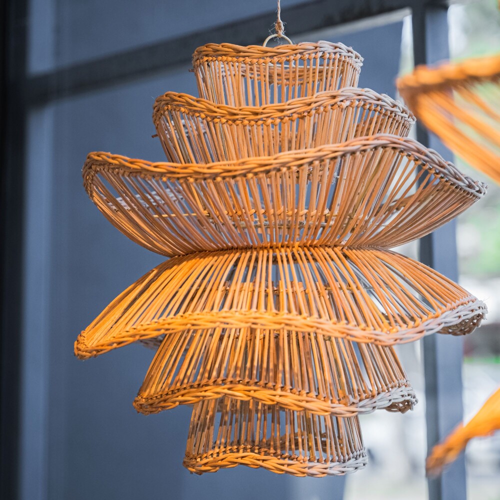 Pantalla Tulipán, M Pantalla Tulipán, M