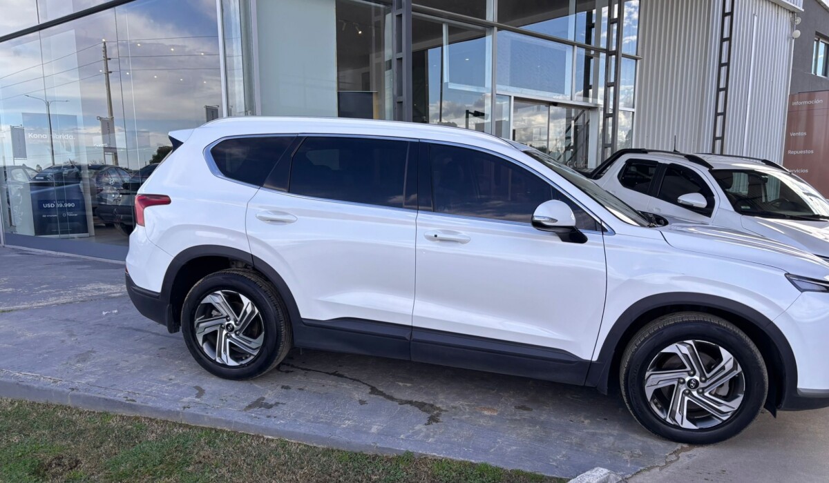 Hyundai Santa Fe 2.5 Premium - 2021 Hyundai Santa Fe 2.5 Premium - 2021