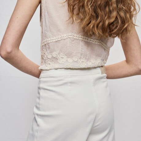 SHORT RUMA Blanco