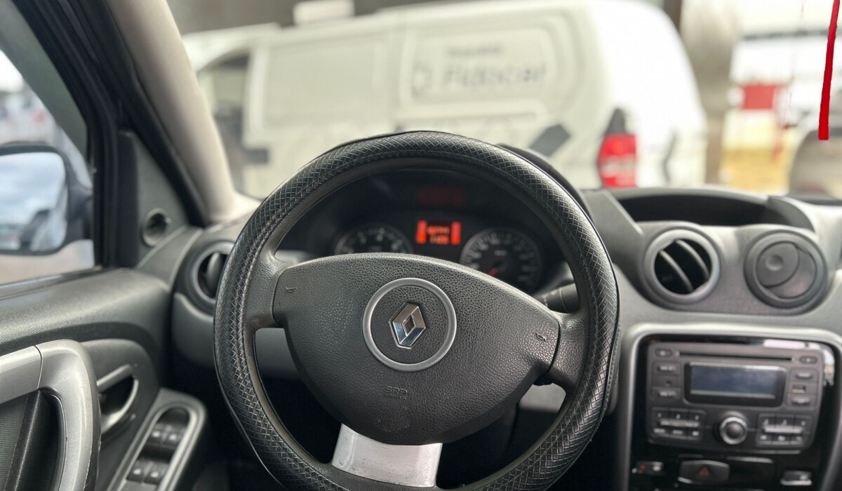 Renault Duster 1.6 Dynamique - 2015 Renault Duster 1.6 Dynamique - 2015