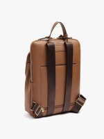 Mochila Para Portátil 15" Con Penduro camel