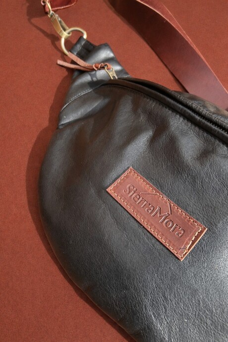 Leather Fanny Pack Negro