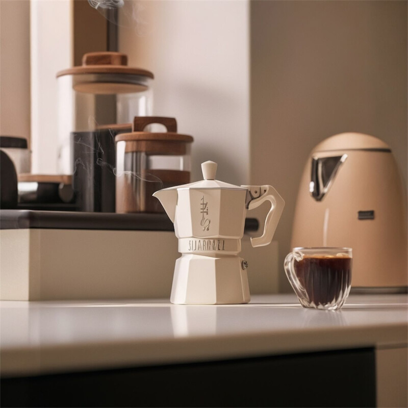 Cafetera Italiana Bialetti Exclusive 6 Tazas Crema Cafetera Italiana Bialetti Exclusive 6 Tazas Crema