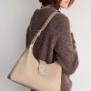 Bolso Signature en nylon Taupe