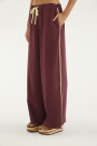 PANTALON COMFY Bordo