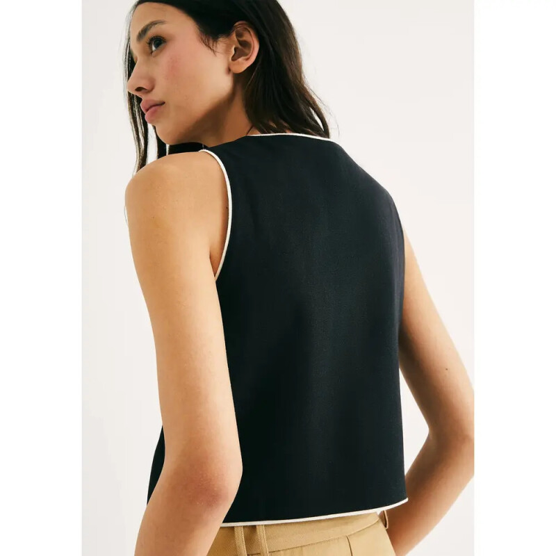 COLETE FEM PRETO