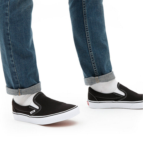 Championes Vans Classic Slip-On Black & White