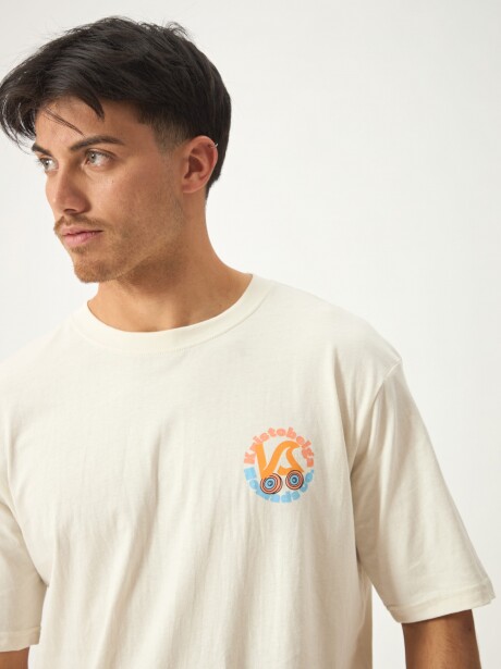 REMERA NOMADS CRUDO