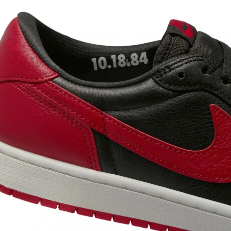 Championes Nike Air Jordan 1 Retro Low BANNED Black