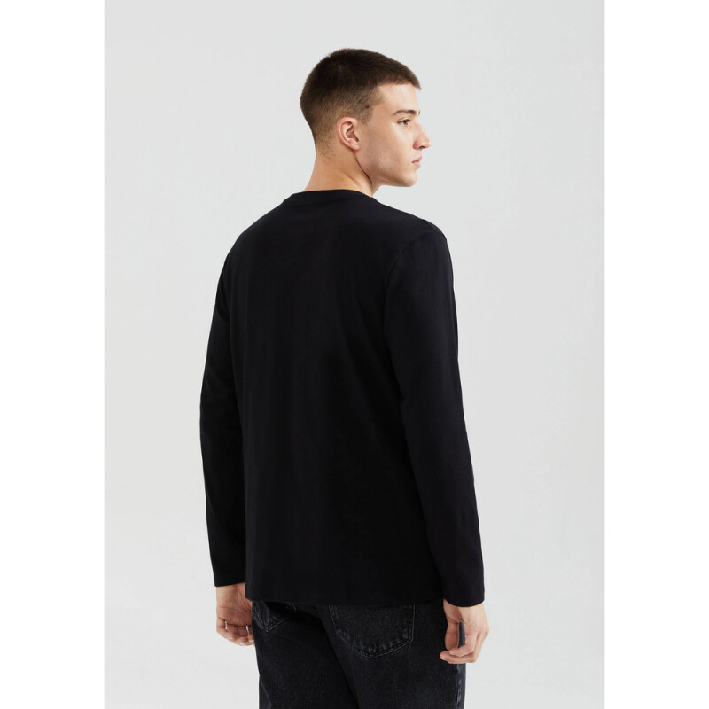 CAMISETA ML MASC PRETO ESCURO