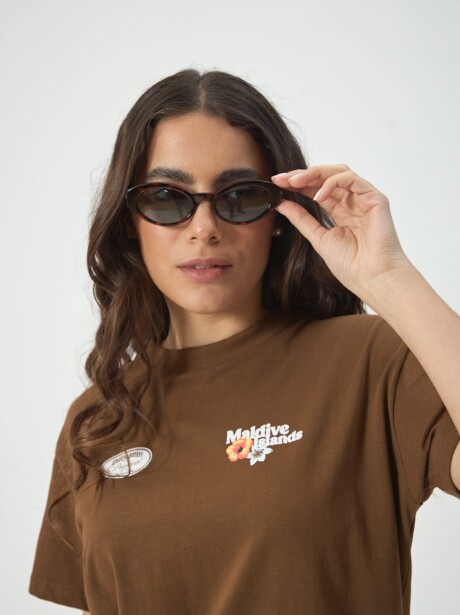 REMERA MALDIVAS MARRON
