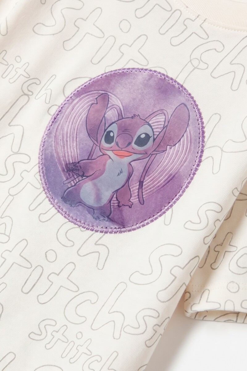 Remera m/c niña STITCH CRUDO