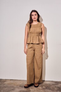 Blusa Fruncida Marron
