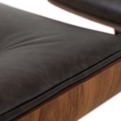 BUTACA C/PUFF 1 CUERPO CUERO-100-NATURAL NEGRO EAMES