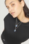 COLLAR DOBLE DE ALEACIÓN DE METALES BAÑADO EN PLATA DE LEY CON CRISTAL FACETADO AZUL Colgante