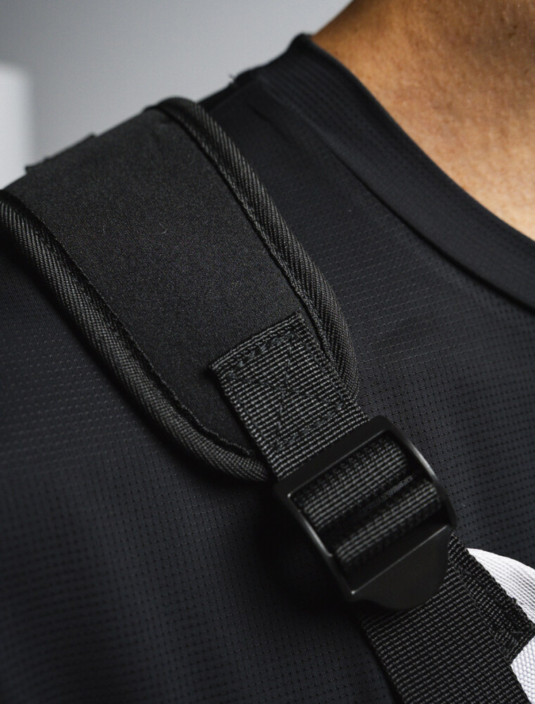 Bolso de Pecho Táctico Gris