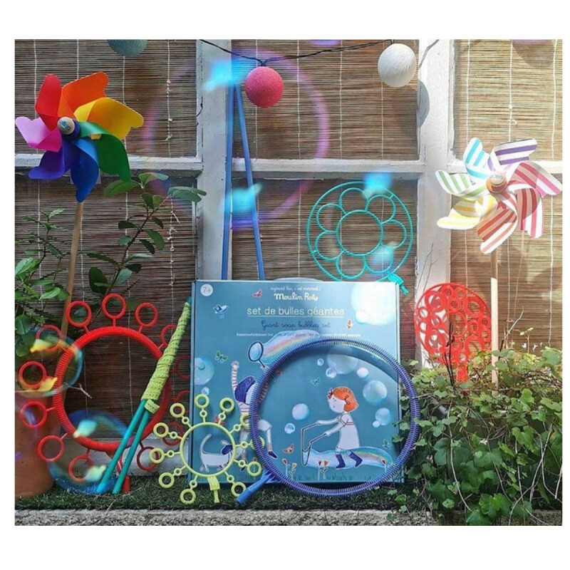 Burbujas Kit Juego de burbujas gigantes Moulin Roty + Botella de 2 litros de líquido Burbujas Kit Juego de burbujas gigantes Moulin Roty + Botella de 2 litros de líquido