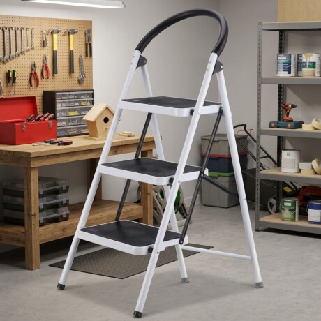 ESCALERA WORKTOOLS ACERO c/PLATAFORMA 150kg ESCALERA WORKTOOLS ACERO c/PLATAFORMA 150kg