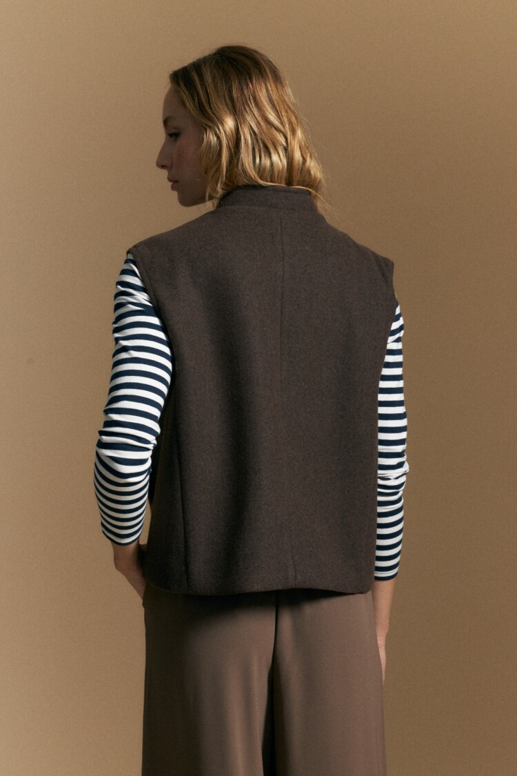 CHALECO CARMENE Chocolate