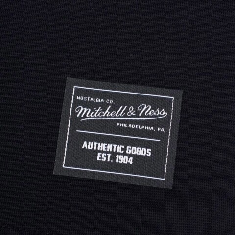 Remera Mitchell & Ness Authentic Goods Bk1
