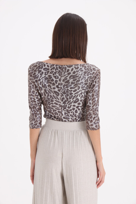 REMERA TOSCANA REMERA TOSCANA