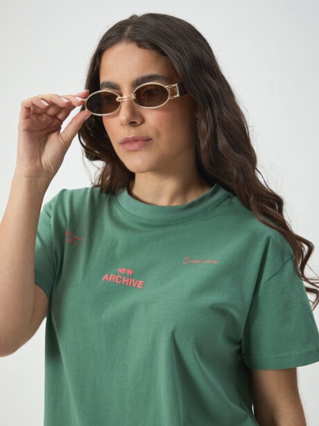 REMERA NEW ARCHIVE VERDE