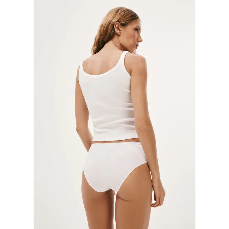 KIT COM 3 CALCINHAS FEM PRETO/BEGE/BRANCO