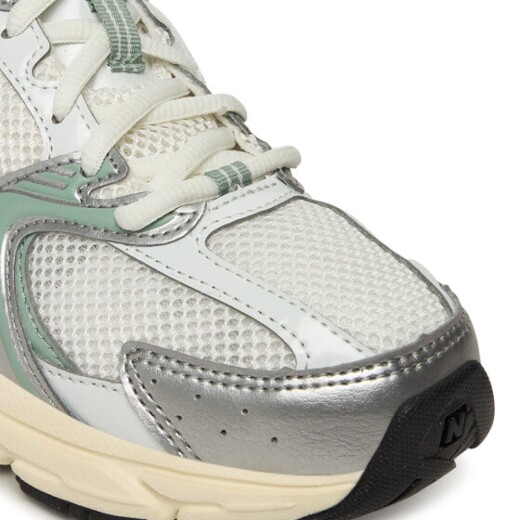 Championes New Balance 530 - Verde Championes New Balance 530 - Verde