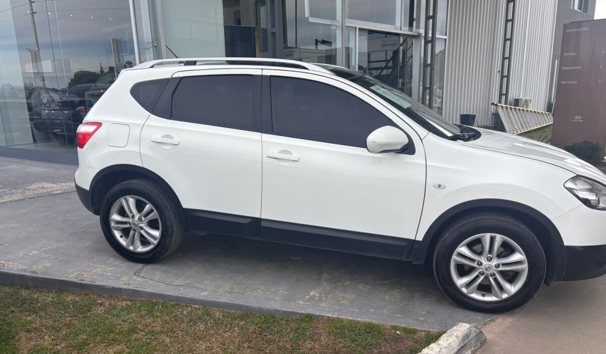 Nissan Qashqai Extra full Advance AT - 2013 Nissan Qashqai Extra full Advance AT - 2013