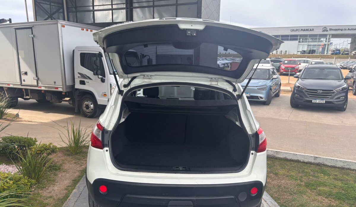 Nissan Qashqai Extra full Advance AT - 2013 Nissan Qashqai Extra full Advance AT - 2013