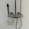 Barral de ducha cromado con botones y ducha higiénica GC Barral De Ducha Cromado Con Botones Y Ducha Higiénica Gc
