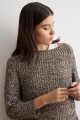 Sweater cinta ruedo curvo chocolate