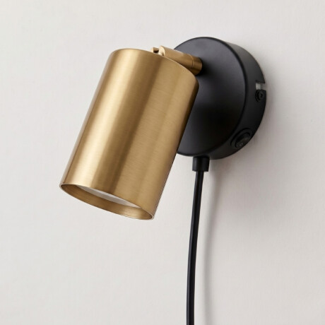 ARTEFACTO BOLD DE ADOSAR ORIENTABLE Luminaria de Pared Bold Brass